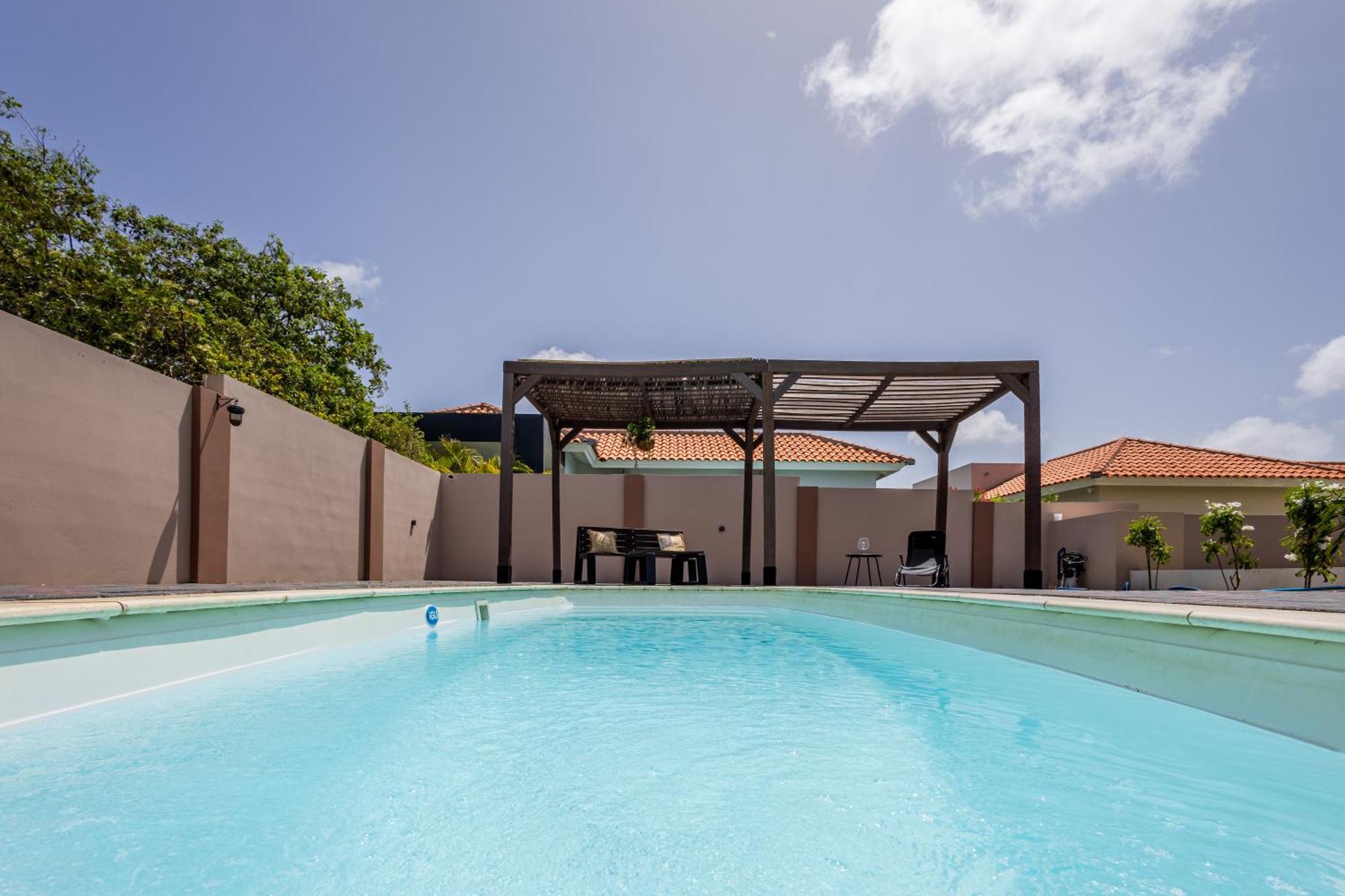 Av Curacao - Centrally Located Spacious Apartment 빌렘스타트 외부 사진
